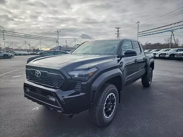 2024 toyota tacoma trd off road vin 84052