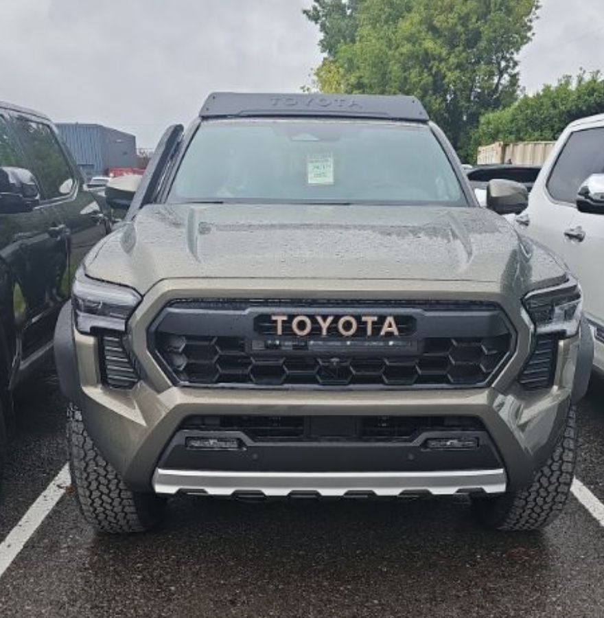 toyota tacoma trailhunter vin 04535